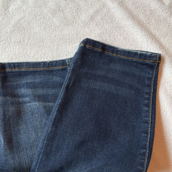 Judy Blue Relaxed Fit - Picture 5 of 5